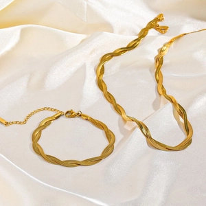 Twisted Flat Snake Chain Necklace And Bracelet 18K Gold Plated Stainless Steel Fashion Elegant Jewelry Women