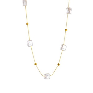 Minimalist gold necklace with square baroque pearls and small golden beads on chain