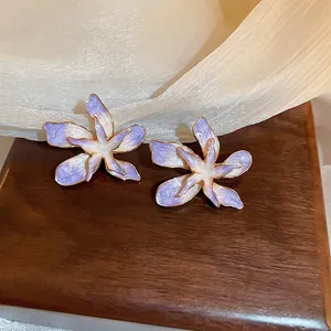 Boucles D'oreilles Puces Fleurs Dégradé Violet Émail Cuivre Avec Silver Earring Post Style Printemps Pastoral Pour Femmes