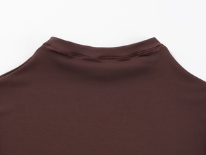 Close-up of dark brown slim fit T-shirt neckline with double-needle stitching detail