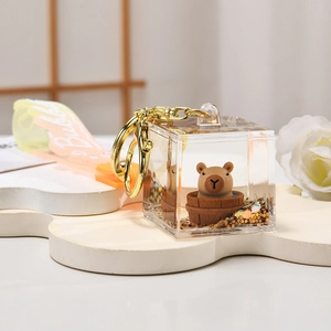 Porte-clés Capybara créatif en cube acrylique avec paillettes et dragonne Bubba colorée