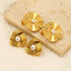 Vintage Lotus Leaf Stud Earrings 304 Stainless Steel 18K Gold Plated Imitation Artificial Pearl Hypoallergenic Jewelry For Women