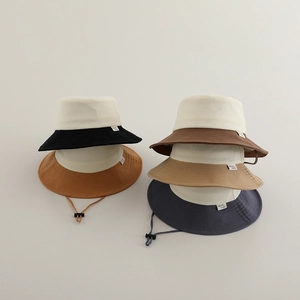 Kids color-block canvas sun hat with wide brim and adjustable windproof strap for outdoors