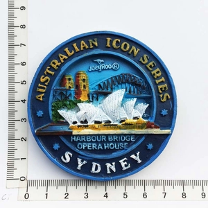 7cm Sydney Opera House and Harbour Bridge resin fridge magnet with size measurement
