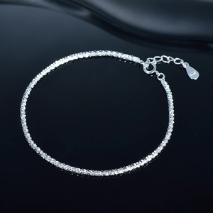Elegant S925 sterling silver textured chain bracelet with lobster clasp and teardrop tag