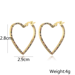 Detailed size view of gold C-shape heart earrings with colorful zircons and weight data
