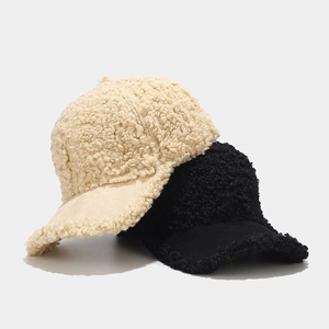 Winter faux lamb wool baseball caps in beige and black with soft suede brim textures