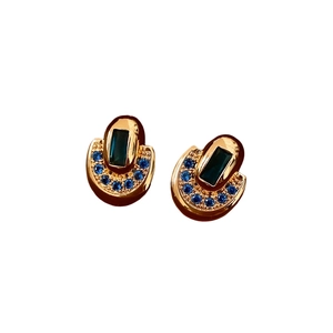 Boucles d'oreilles vintage plaquées or 18K avec émeraude verte et cristaux bleus