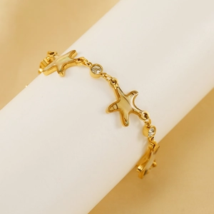 Chic 18K gold plated starfish bracelet with natural mother of pearl and zircon stones