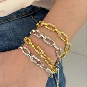 Pulsera De Cadena De Eslabones De Cobre De Moda Con Pavé De Circón Diseño De Anillo Geométrico Joyería De Muñeca Ajustable Para Mujer