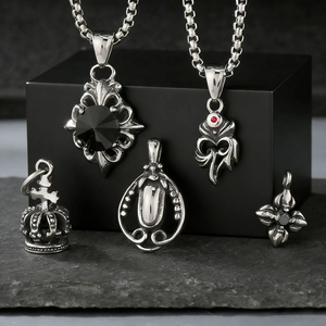 Vintage Gothic Crown Cross Pendant Necklace Stainless Steel Punk Rock Jewelry For Men Women Hip Hop Accessory