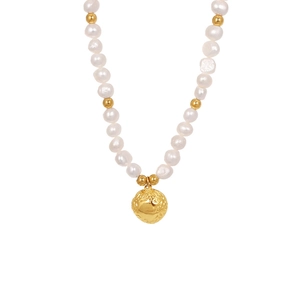 Natural freshwater pearl choker necklace with hammered 18k gold plated round pendant