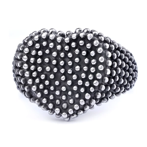 Vintage heart ring in black silver with textured beaded surface and retro design