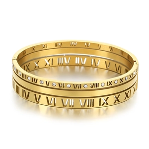 Bracelet luxe doré avec chiffres romains évidés et zircons scintillants en acier inoxydable