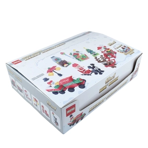 Dettaglio confezione set costruzioni mini 12-in-1 con Babbo Natale e renne di Natale