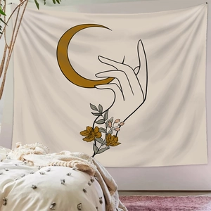 Arazzo da parete boho minimalista con mezzaluna dorata e decorazioni artistiche floreali