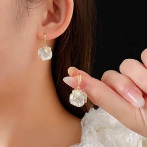 Vintage gold-plated flower zircon hoop earrings with pearl-like texture petals