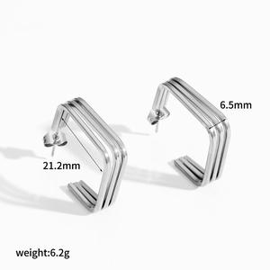 Minimalist geometric striped C-shape stainless steel earrings with 18k gold plating