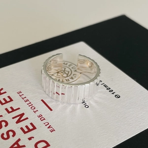 Minimalist 925 sterling silver pleated ring with industrial style corrugated texture
