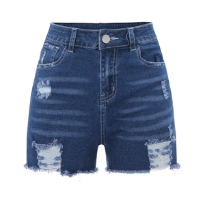 Detailansicht der High-Waist Denim Shorts in Blau mit Rissen und Fransen am Saum