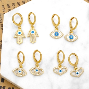 Boucles d'Oreilles Pendantes Vintage en Cuivre Plaqué Or Mauvais Œil Avec Zirconia Main De Fatma Cœur Bijoux Mode Femme