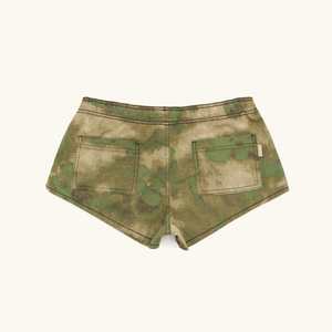 Detailed back view of camouflage cargo shorts featuring rear pockets and tactical stitching