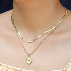 18K Gold Plated Stainless Steel Double Layered Necklace For Women Vintage Floral Pendant Herringbone Snake Chain Jewelry