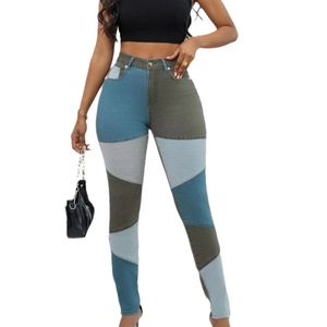 Jeans slim a vita alta con patchwork in blu, grigio e verde per donna chic