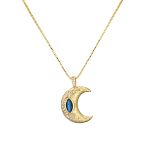 Collier lune et étoile doré avec pierre marquise bleue et détails en zircon