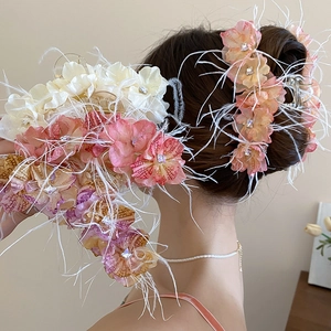 Pince À Cheveux Fleur Plume Élégant Tissu Acrylique Strass Style Vacances Doux Accessoires Cheveux Femmes