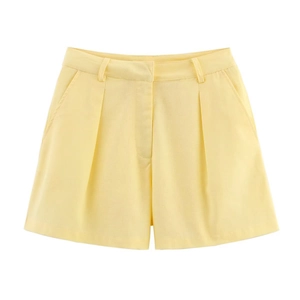 Women's minimalist light yellow casual shorts with belt loops and side pockets in plain fabric