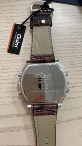 Detailed back view of Oulm HP1349 watch with stainless steel case and brown leather strap
