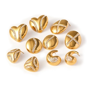 Vintage 18k gold plated stainless steel heart and crystal stud earrings set for women