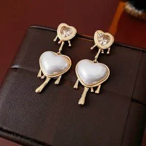 Heart Artificial Pearl Drop Earrings With Silver Earring Post Zircon Liquid Metal Melting Design Vintage Style For Women