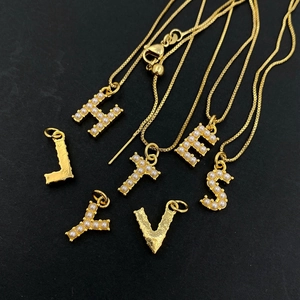 Initial Letter Pendant Necklace For Women Copper Gold Plated With Faux Artificial Pearl Elegant Alphabet Clavicle Chain Jewelry