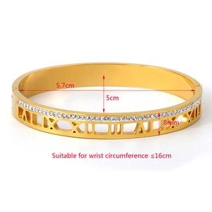 Bracciale in acciaio dorato con numeri romani e zirconi bianchi, dimensioni 5.7cm x 5cm