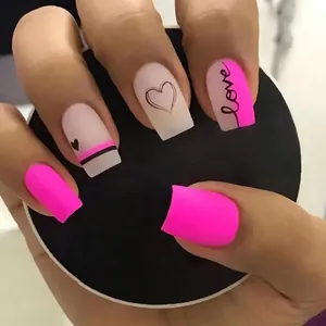 Matte Barbie Pink Heart Love Press On Nails Square Medium Fake Nails Valentine's Day Sweet Manicure Art For Women
