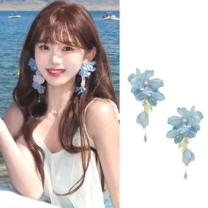 Elegante blaue Stoffblumen-Quastenohrringe für Damen im Strandurlaub-Stil Schmuckaccessoire