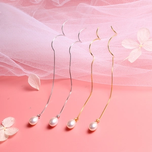 Elegant S925 silver threader earrings with natural freshwater pearls in gold and silver