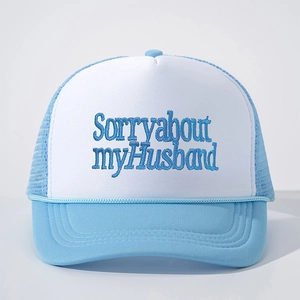 Blau-weiße Trucker Cap mit Sorry about My Husband Stickerei und Mesh-Rückseite