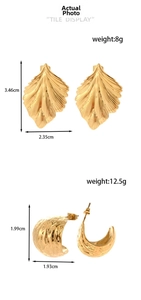 Dimensions et poids détaillés des boucles d'oreilles feuille et forme C en titane