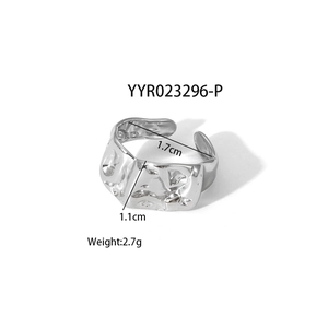 Close-up of hammered silver ring showing 1.7cm diameter and 1.1cm width measurements