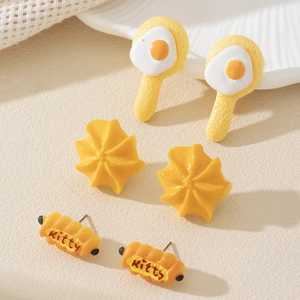 Simpatici Orecchini A Lobo Cibo Simulazione Resina Uovo Pane Stella Forma Cartone Animato Gioielli Creativi
