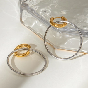 Stainless Steel Hoop Earrings Interlocking Double Circle Two Tone Gold Silver Hypoallergenic Fashion Jewelry For Women