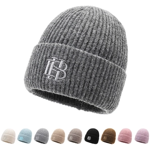Bonnet en Tricot Jacquard à la Mode Hiver Chaud Acrylique à Côtes Revers Extérieur Coupe-vent Broderie Lettres Unisexe