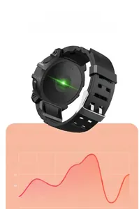 Détail du capteur de fréquence cardiaque optique au dos du bracelet connecté noir