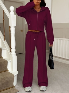 Ensemble de survêtement bordeaux pour femme avec sweat à capuche zippé et pantalon large