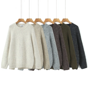 Women's Casual Solid Color Crew Neck Knitted Sweater Soft Plush Texture Loose Long Sleeve Pullover Top For Autumn Winter