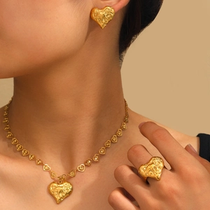 Vintage French Stainless Steel Irregular Heart Jewelry Set Crumpled Sandstone Texture Molten Heart Necklace Earrings Ring Set Gold Silver Plated Fashion Women Jewelry Accessories