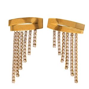 Boucles d'oreilles pompons en acier plaqué or 18K avec strass blancs brillants